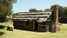 aireys bark hut