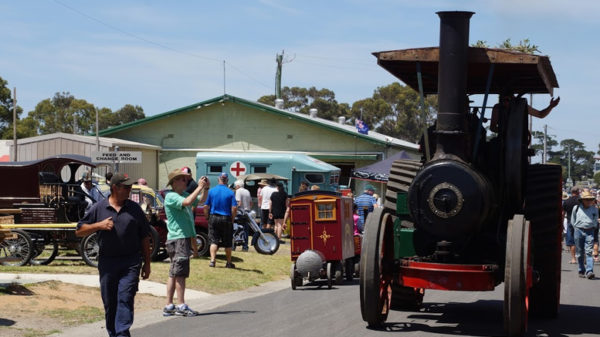 Geelong MG Classic Car Show - Intown Geelong