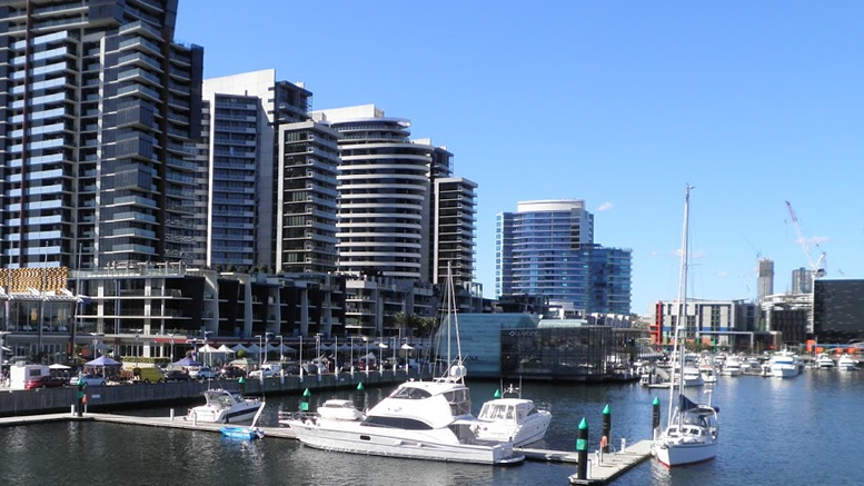 Melbourne Docklands - Intown Geelong